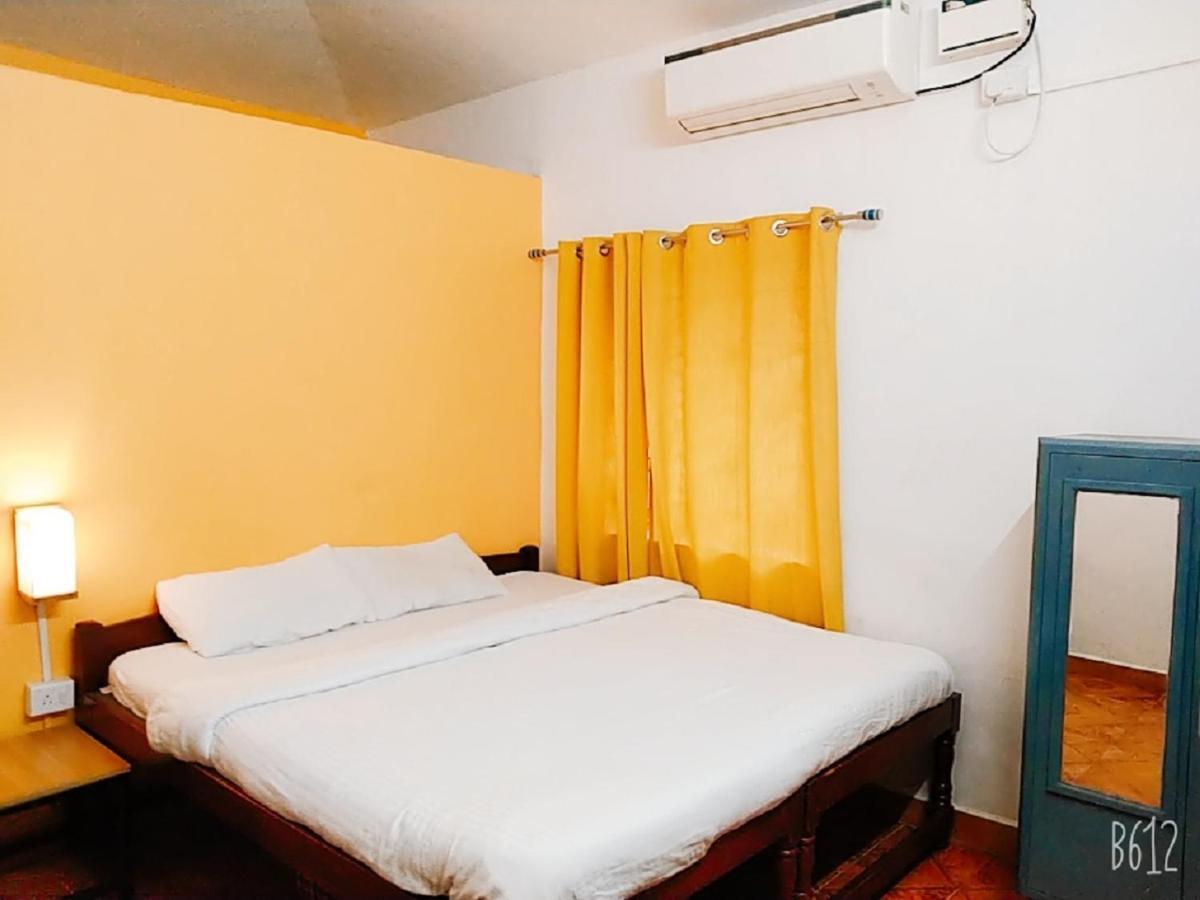Baga Beach Paradise Hotel Exterior foto